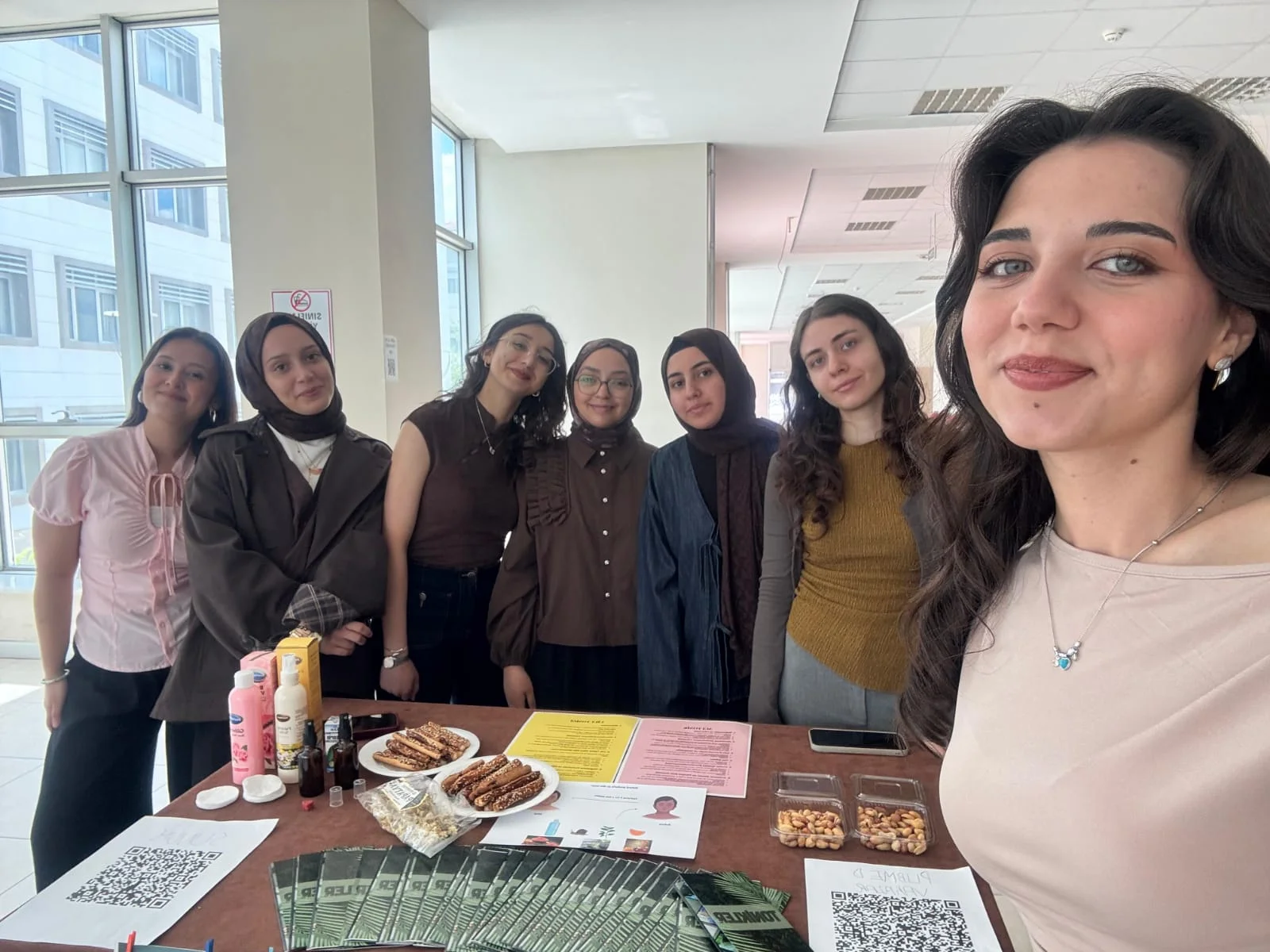 Tamamlayıcı ve Bütünleşik Sağlık Uygulamaları Sergisi 21 Mayıs Perşembe günü gerçekleştirilmiştir.